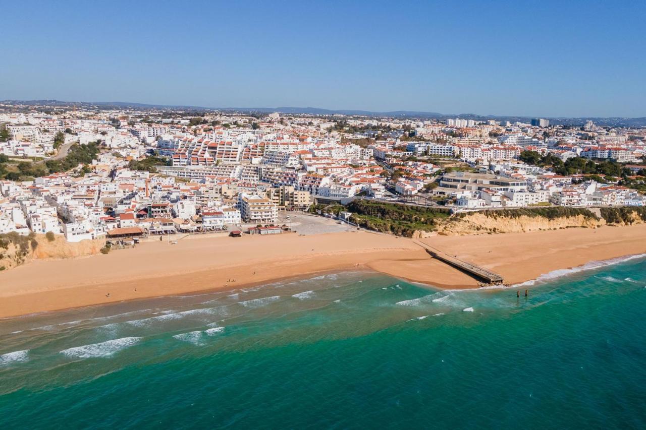 Typical T2 In Albufeira W/ Balcony By Lovelystay Eksteriør billede