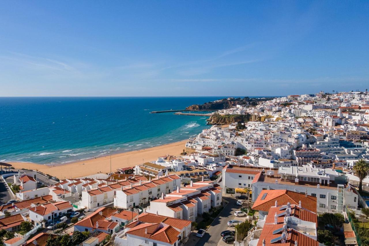 Typical T2 In Albufeira W/ Balcony By Lovelystay Eksteriør billede